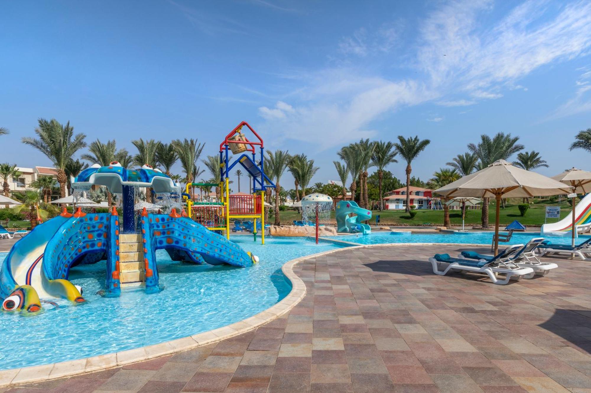 Xperience Kiroseiz Aquapark Premier-Naama Bay Hotel Sharm el-Sheikh Bagian luar foto Aqua Park at Hilton Sharm El Sheikh Resort